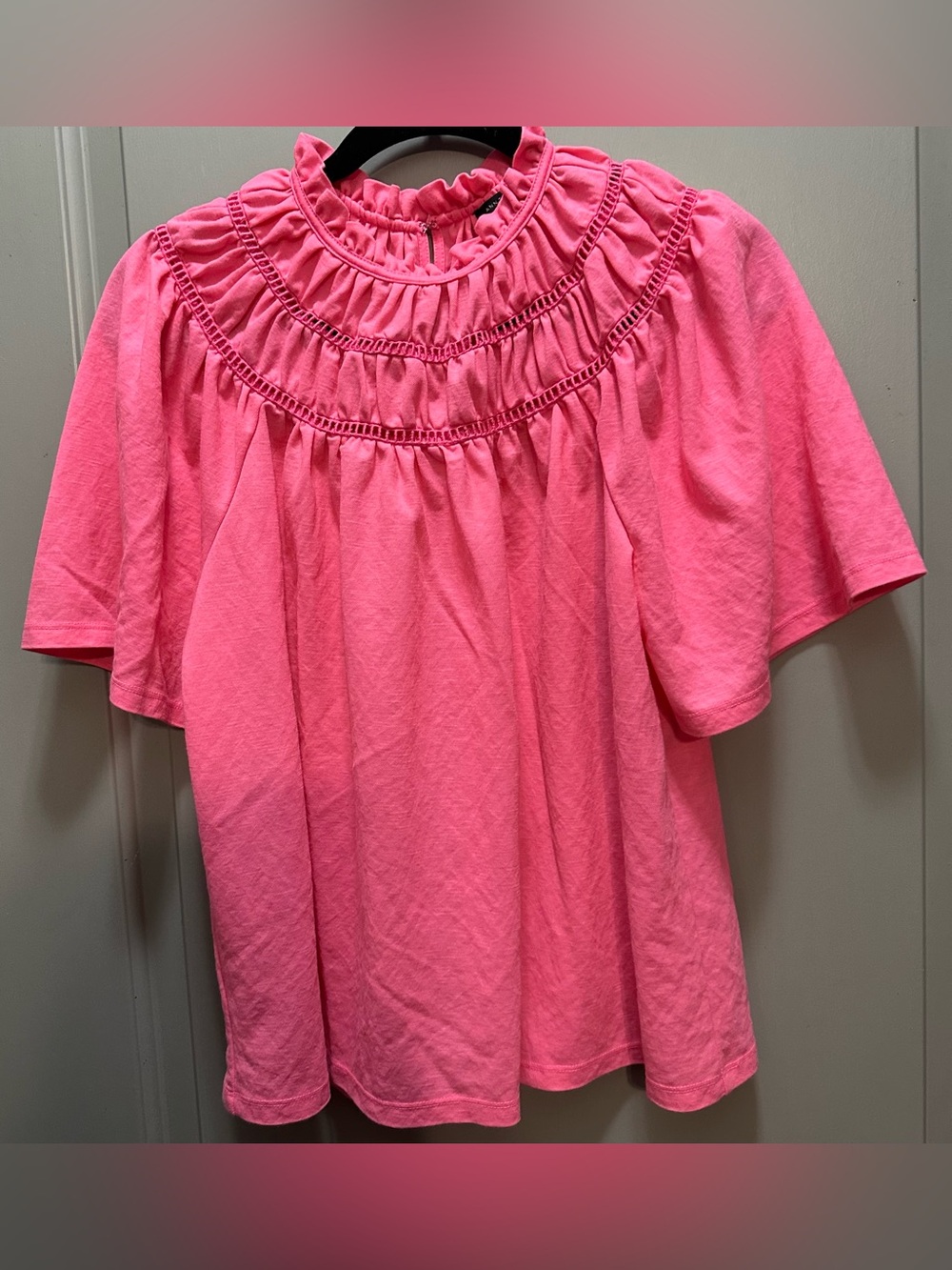 Ann Taylor Size M Pink Ruffle Neck Blouse EUC